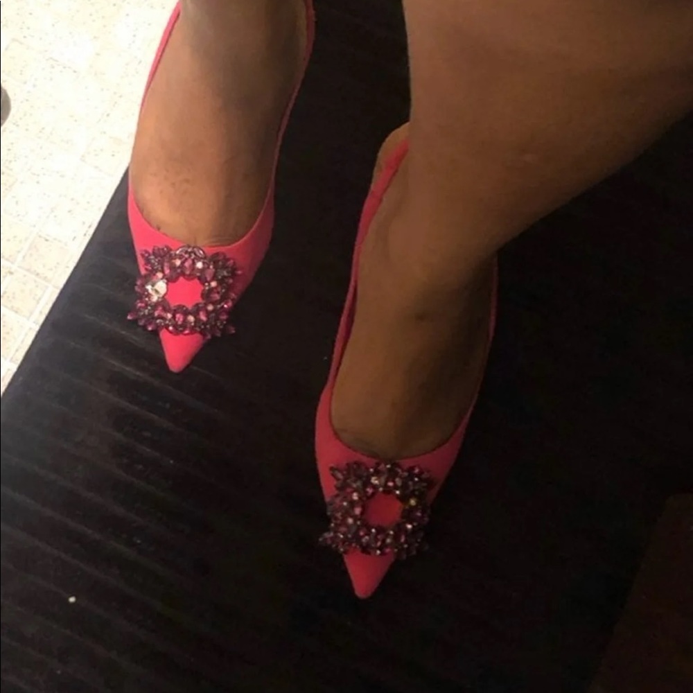 Gus his pink heels size 8